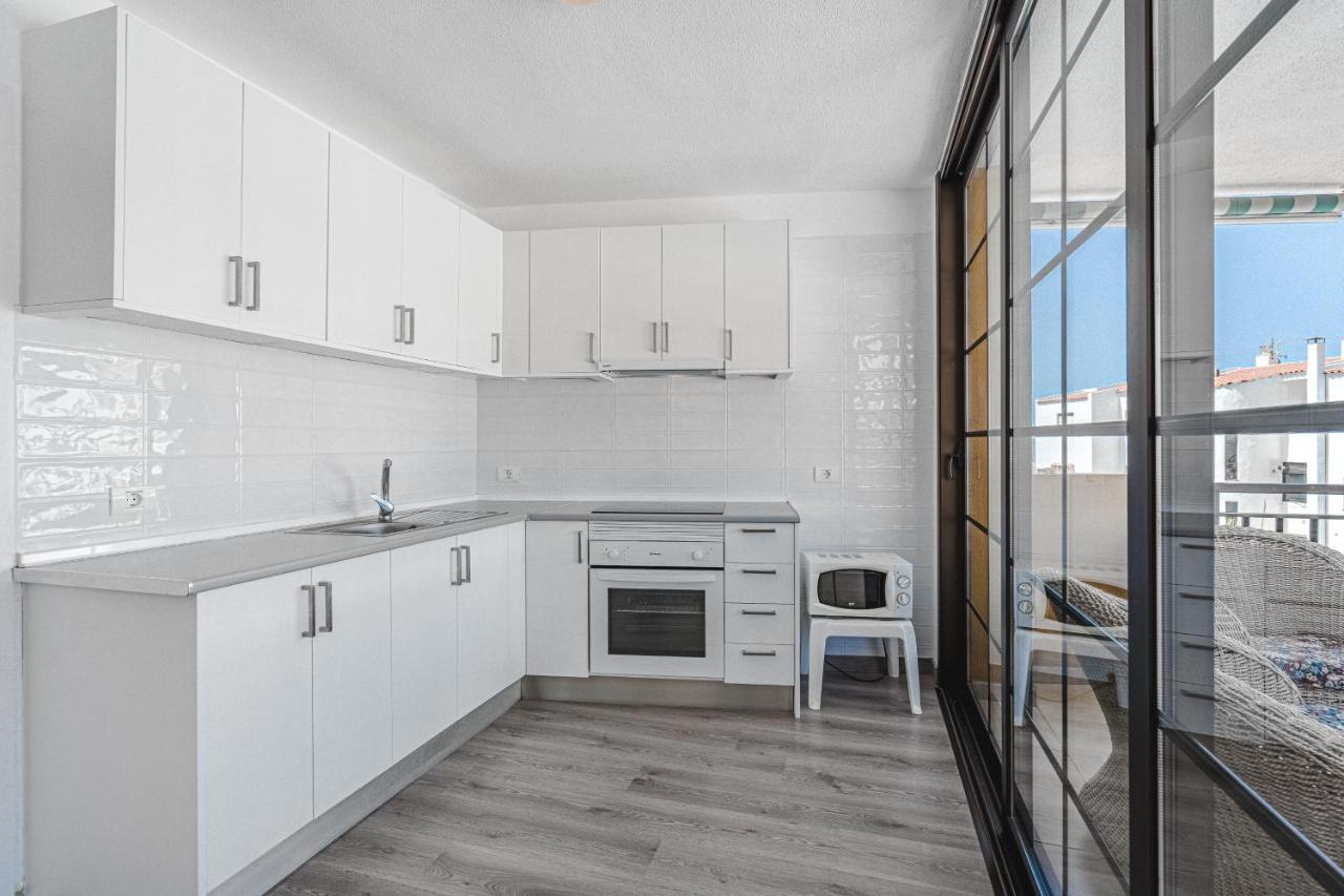 Family Apartment With 3 Bedrooms And Balcony Near Los Gigantes And Ocean بويرتو دي سانتياغو المظهر الخارجي الصورة