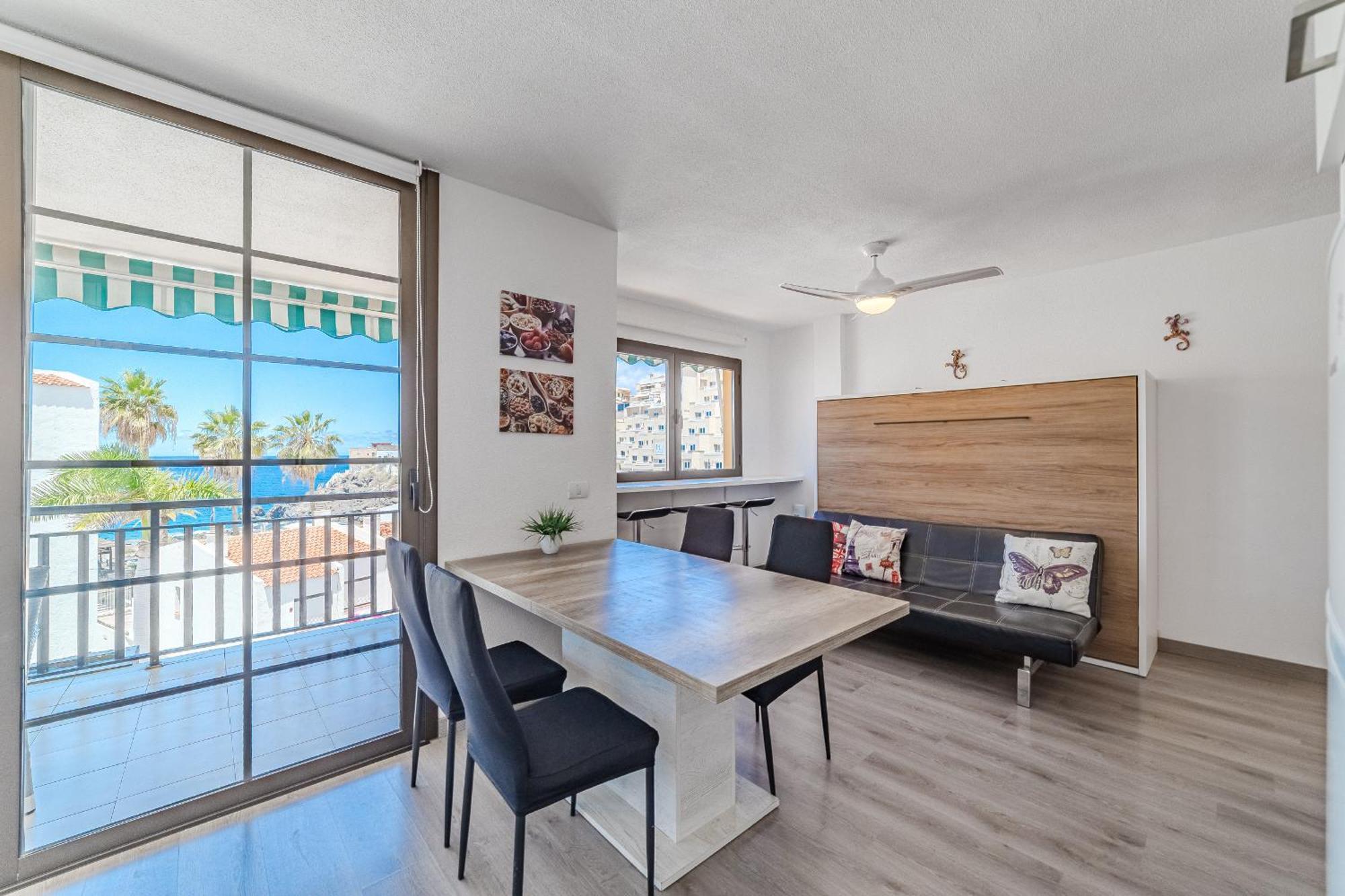 Family Apartment With 3 Bedrooms And Balcony Near Los Gigantes And Ocean بويرتو دي سانتياغو المظهر الخارجي الصورة